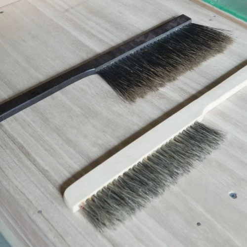 Wooden Bee Brush factory